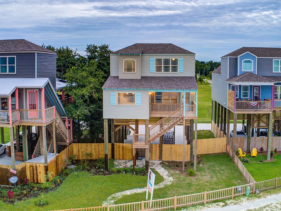 1st image of 820 W Beach Blvd Unit 4