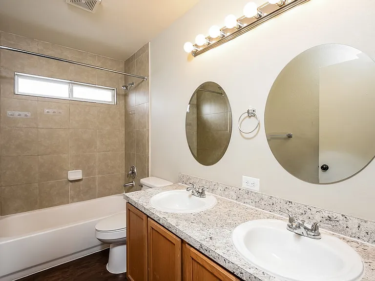 1405 Timberbend Cir — Photo 15