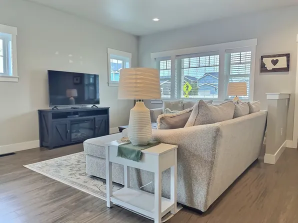 1744 Walter Creek Blvd, Billings, MT 59101
