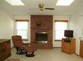 9801 Camino Del Sol NE, Albuquerque, NM 87111