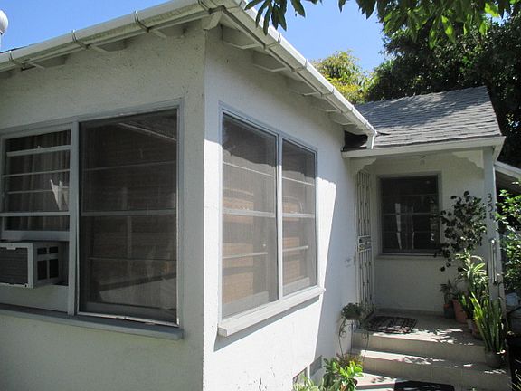 4th image of 352 Vine St