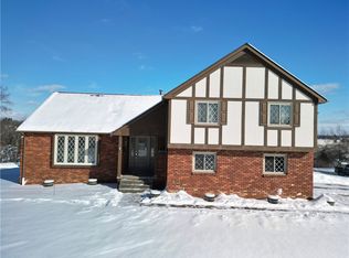39 Adrian Dr, Greensburg, PA