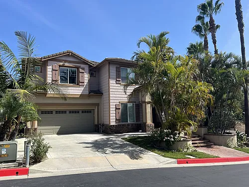 1836 E Bolinger Cir Photo 1