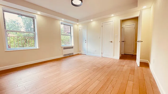 Rented by Winzone Realty Inc | media 22