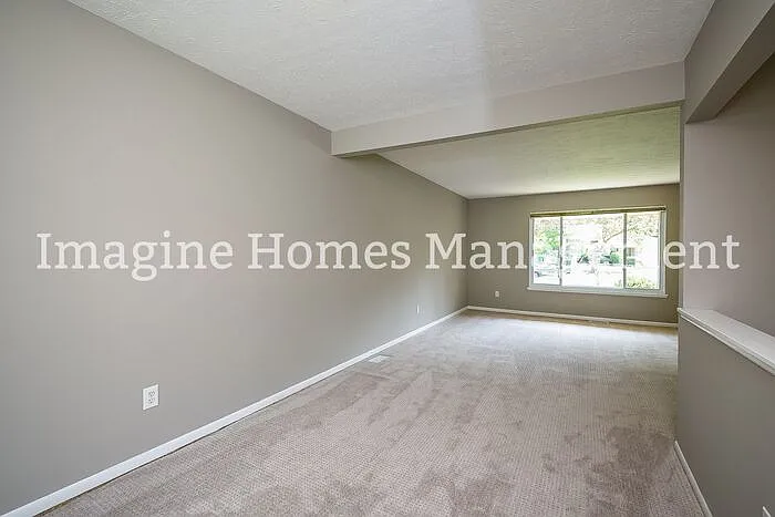 3 bed, 2.0 bath, 1836 sqft, $2,750 — Photo 4