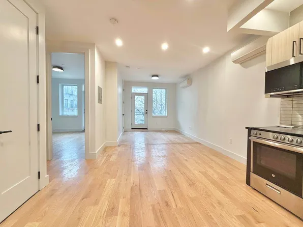 102 Central Avenue image 8 of 15