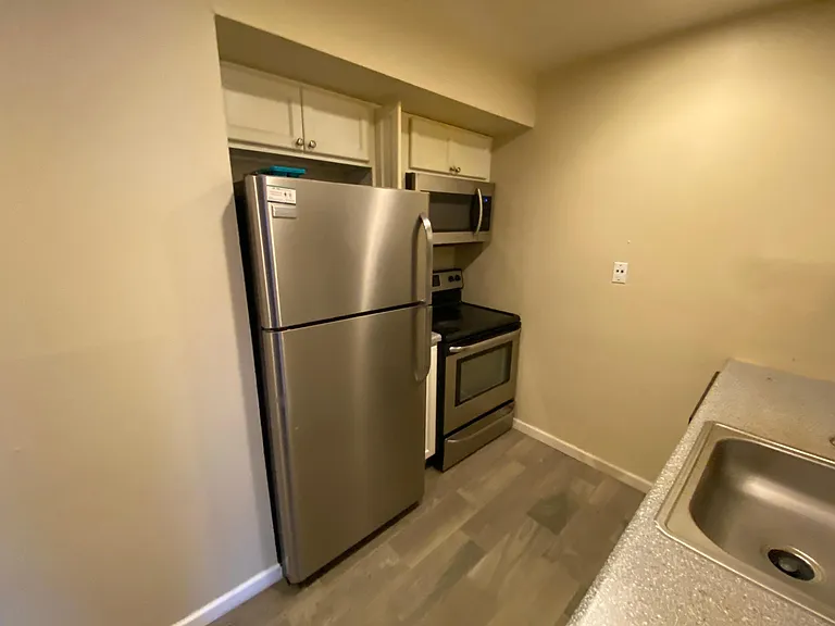 4208 Watson Rd #104 — Photo 6