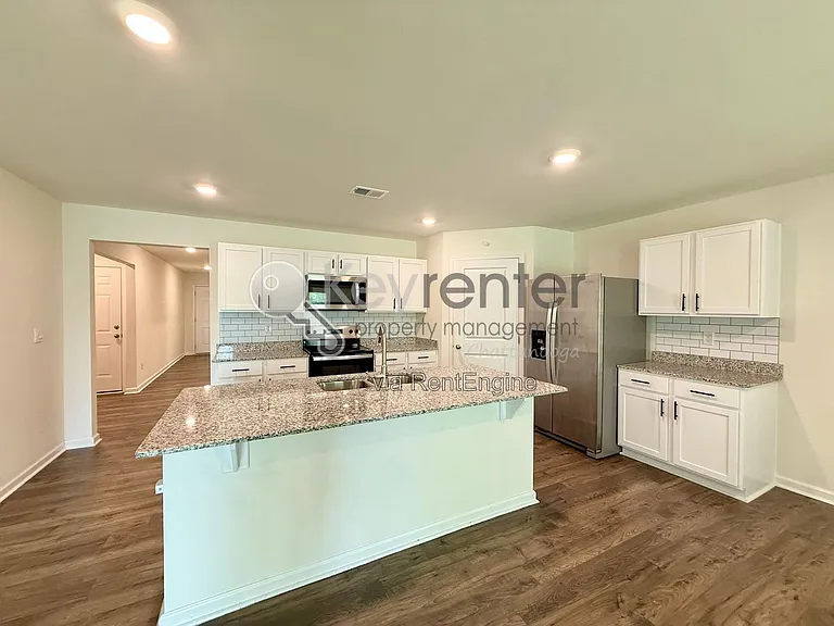 81 Draft St — Photo 4