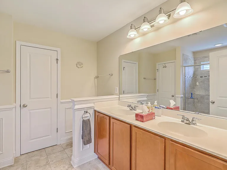 1114 Santa Elena Way — Photo 15
