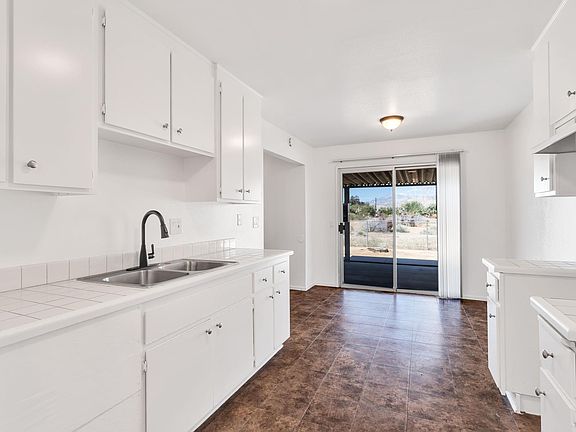 3rd image of 7208 Palo Alto Ave #2