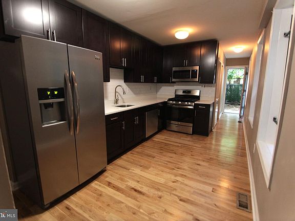 4th image of 1732 N Sydenham St