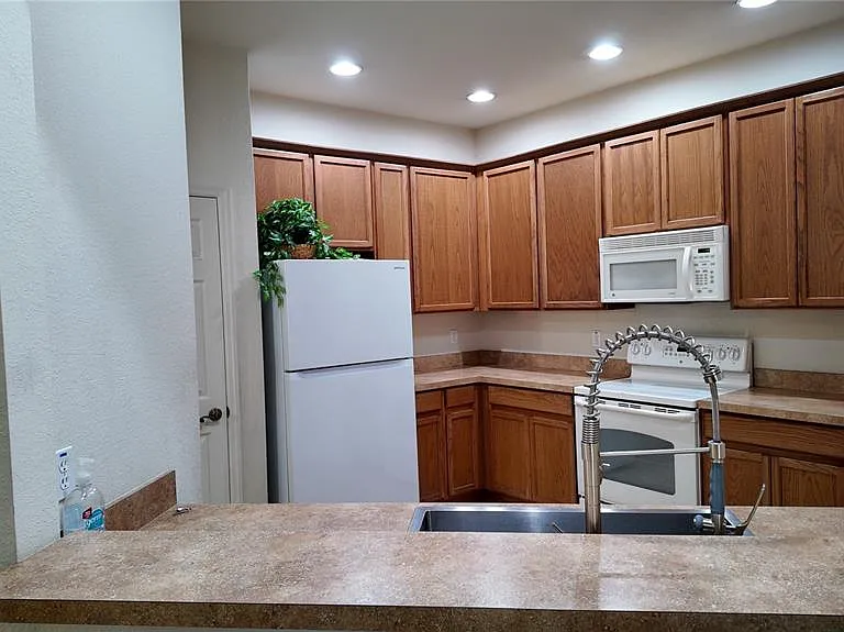 3051 Greystone Loop #206 — Photo 12