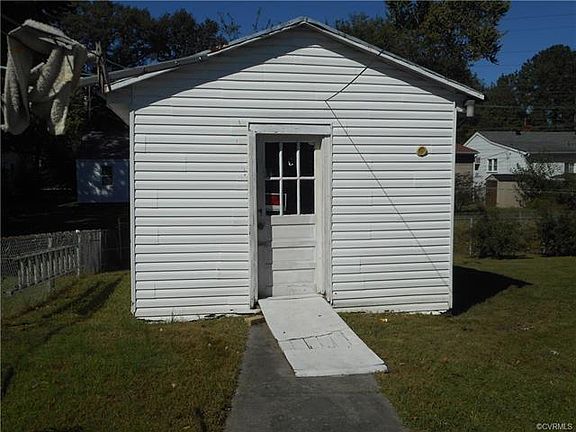 4th image of 2503 Petersburg St