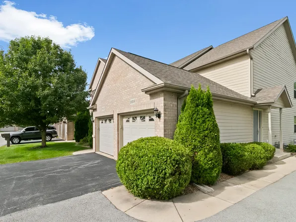 938 Veterans Ln, Crown Point, IN 46307