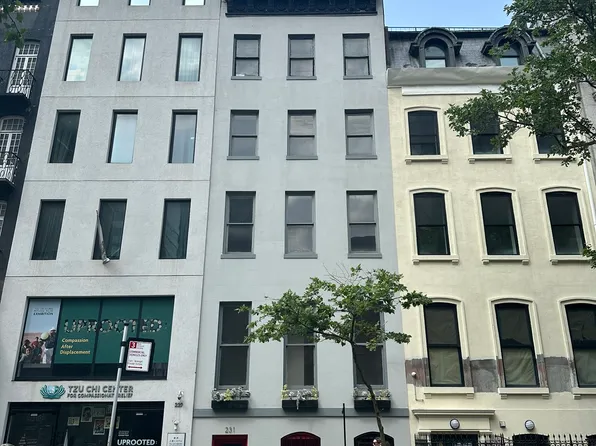 231 East 60th Street 1 image 1 of 9