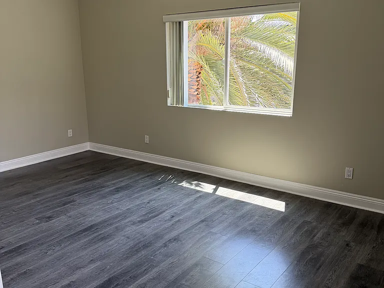 544 E Olive Ave #101 — Photo 18