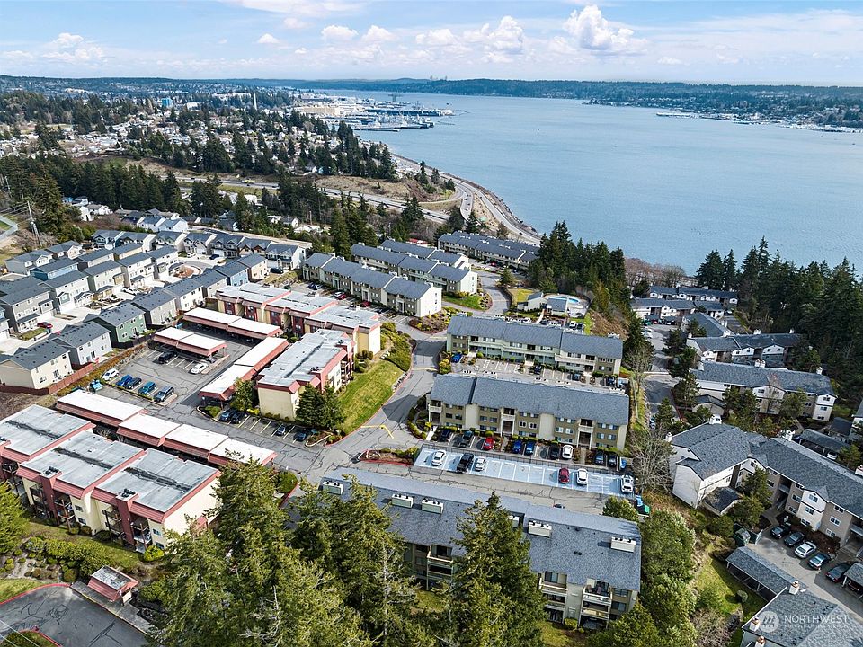 Ariel View of complex>