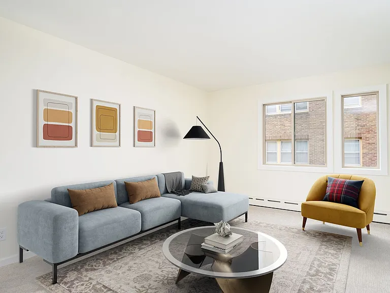 2709 Park Ave S — Photo 1