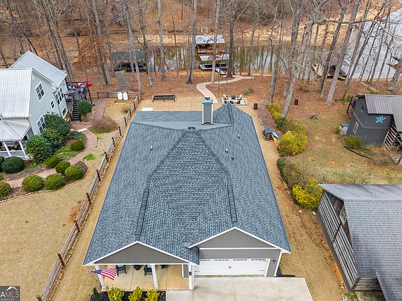 3rd image of 738 Normandy Trl