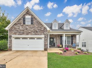 11917 Legacy Woods Dr, Fredericksburg, VA 22407