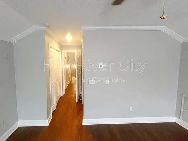 1866 Sentry Oak Ct — Photo 8