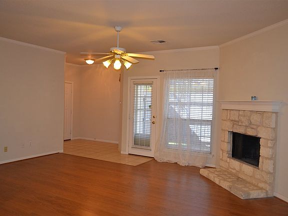4th image of 509 Old Mill Creek Dr