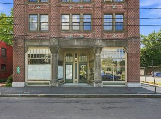 17 Hawley St APT 201, Northampton, MA 01060