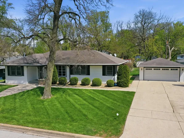 18131 Loomis Ave, Homewood, IL 60430