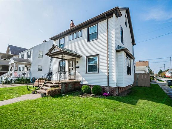 2nd image of 2112 Wyandotte Ave
