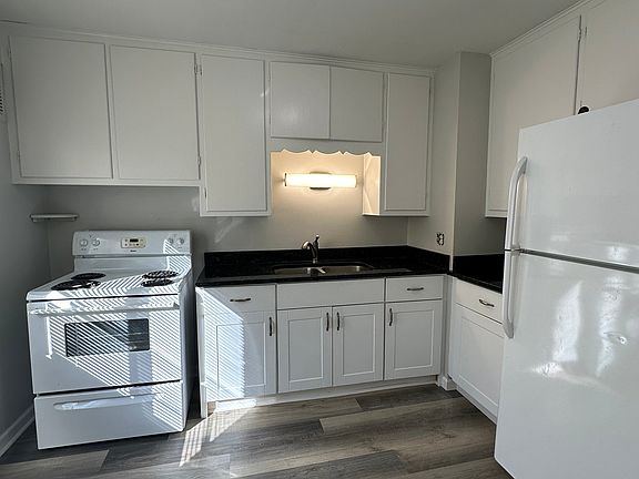 2nd image of 9902 W Becher St #9902