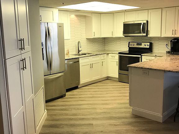 4th image of 2555 S Atlantic Ave APT 703