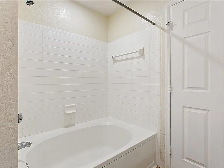 13703 Richmond Park Dr N #1706 — Photo 16
