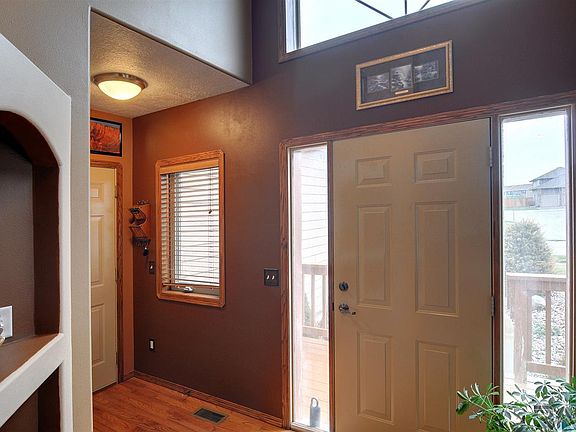 3rd image of 3169 W Auburn Hills Ct