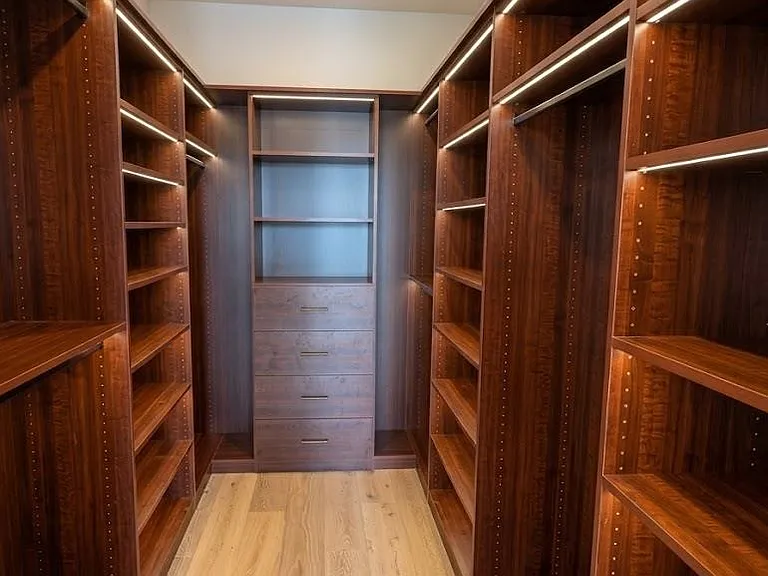 580 Palisade Ave #302 — Photo 8