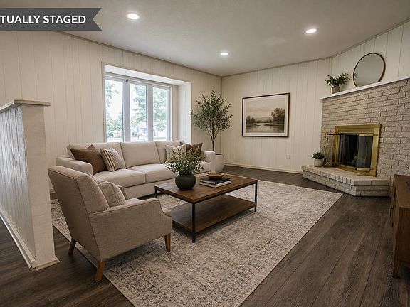 5th image of 209 W Garnett Ct