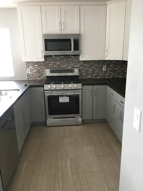 Atwater Village Room-Mate Wanted — Photo 4