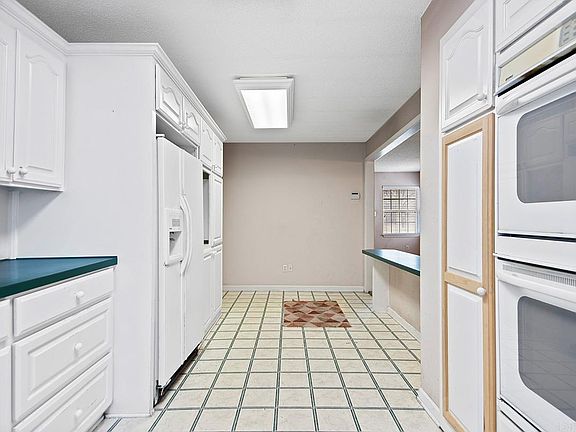 24th image of this home