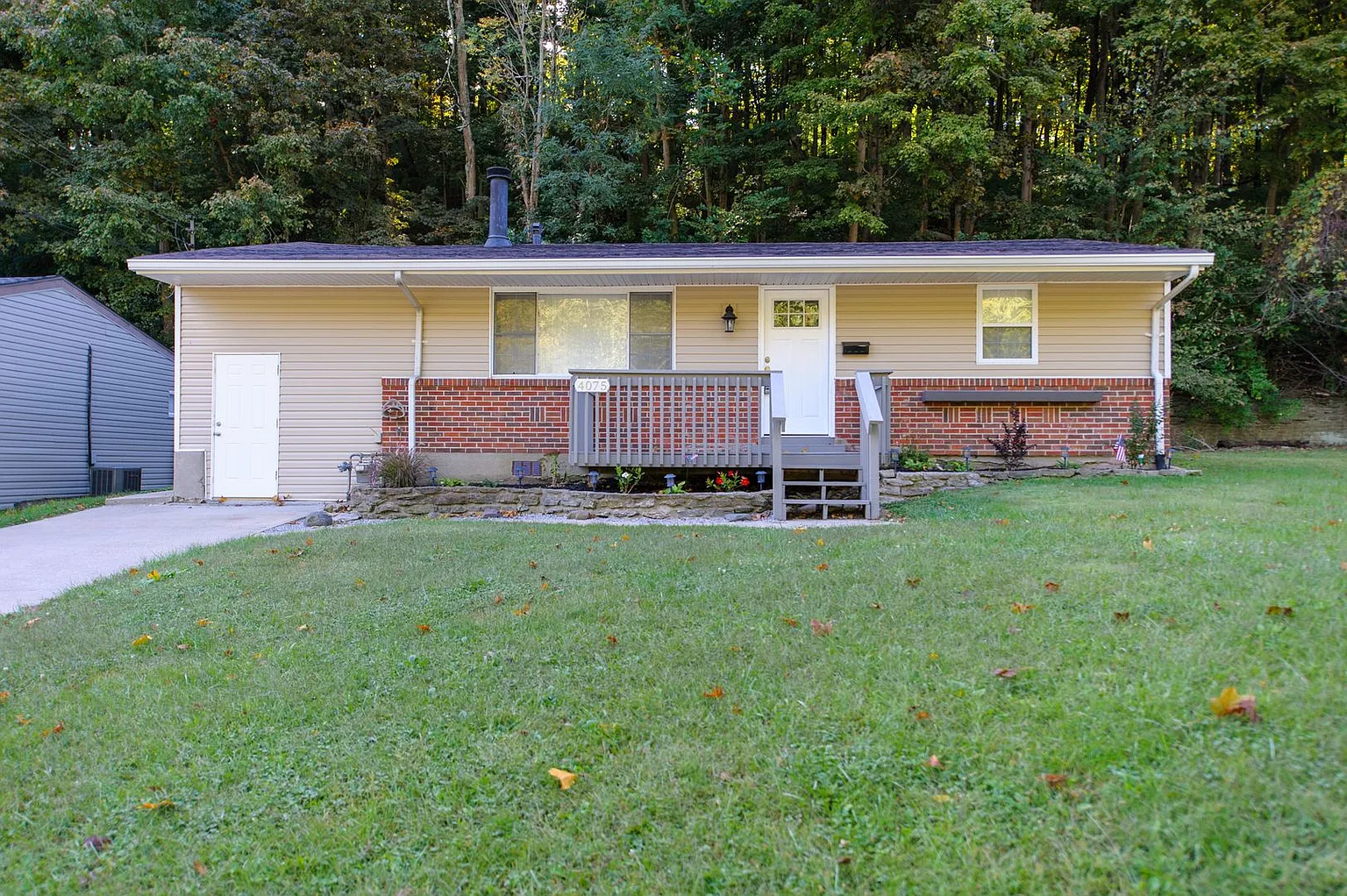 4075 Delhi Rd photo 1