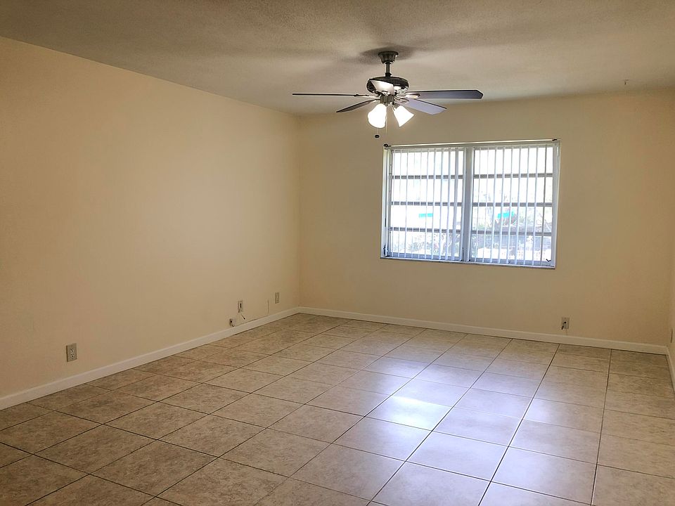 1st image of 5811 NE 14th Rd APT 4