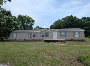 301 Cottonton Rd, Pittsview, AL 36871