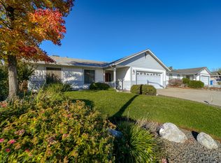 1707 Whistling Dr, Redding, CA 96003