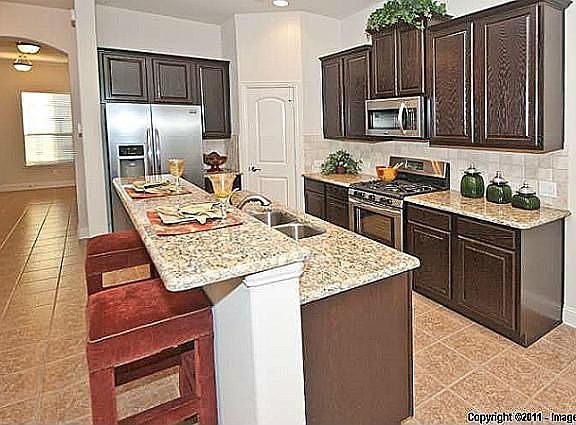 4th image of 4687 Amanda Ct