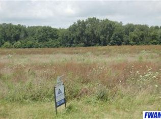 6817 Hollopeter Rd #3, Leo, IN 46765