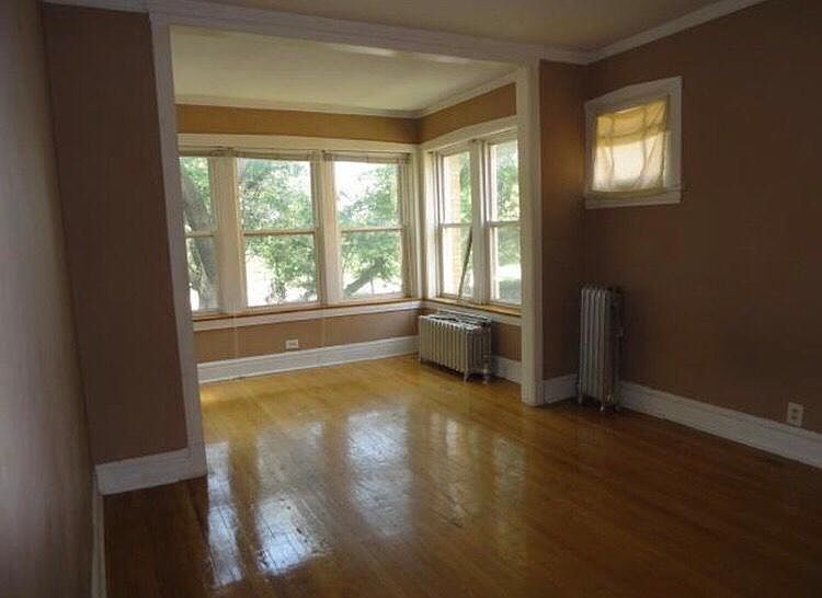 2nd image of 5045 N Damen Ave #512E