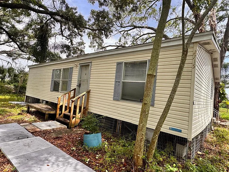 2715 Massee Rd — Photo 1