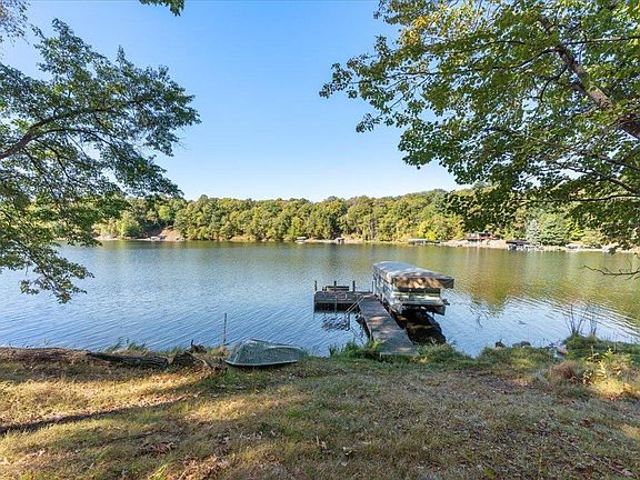 3rd image of 37639 Forest Lodge Rd