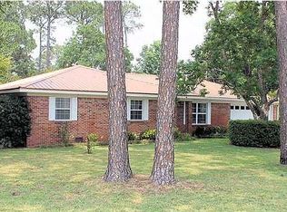 57 6th Ave, Shalimar, FL 32579