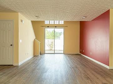 3rd image of 301 Hiawassee Dr