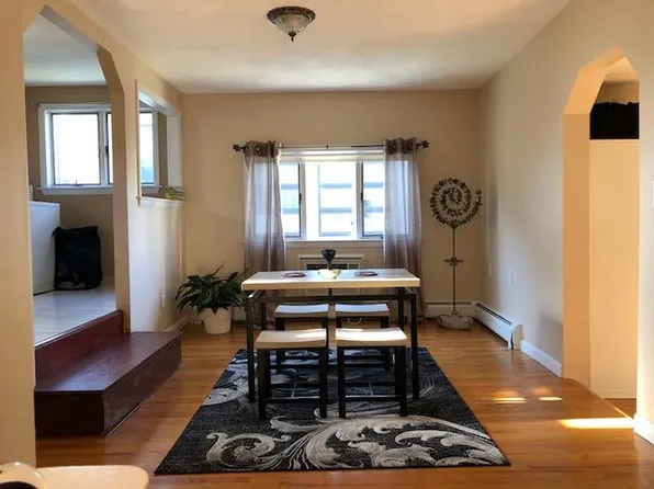 209 Charles St, Cambridge, MA 02141