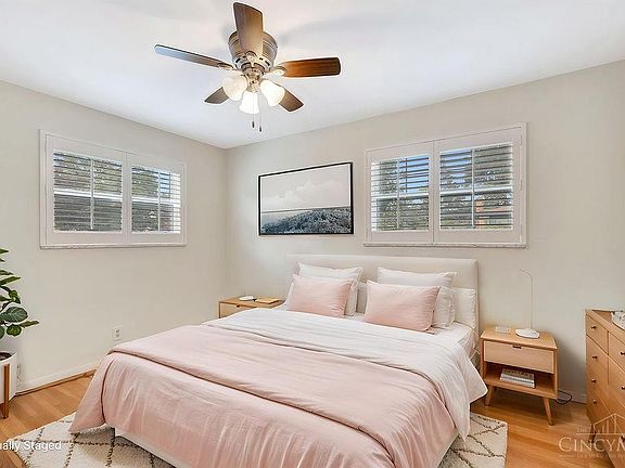 5th image of 8000 Queens Ave